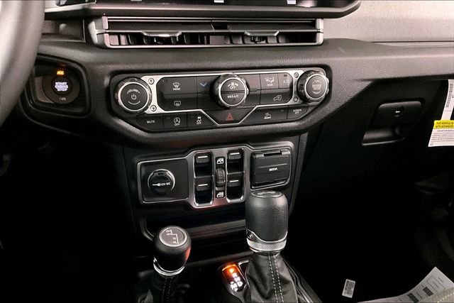 New 2026 Anvil Clearcoat Jeep Sport S image 6