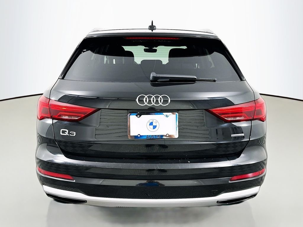 Used 2019 Mythos Black Metallic Audi 2.0T Premium image 6