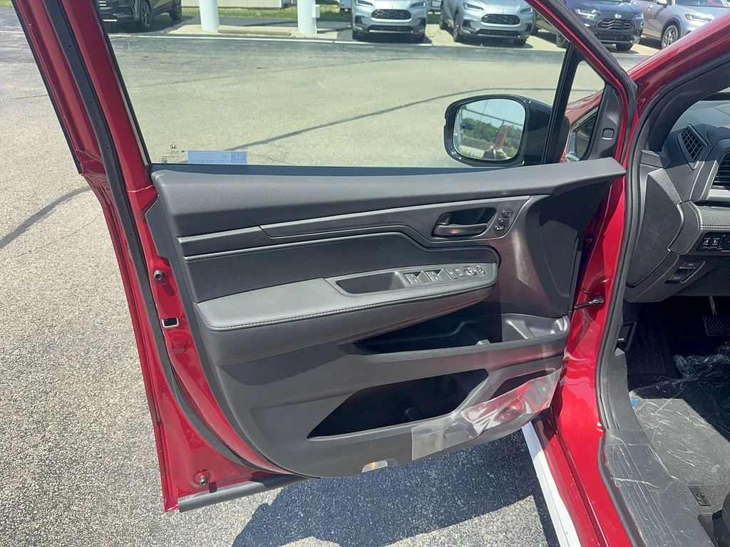 New 2026 Radiant Red Metallic II Honda Sport-L image 12