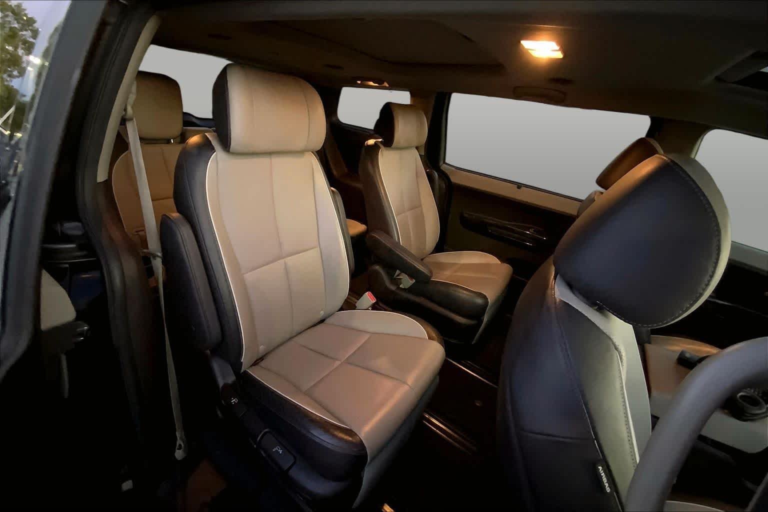 Used 2015 Titanium Brown Kia SX-L image 16