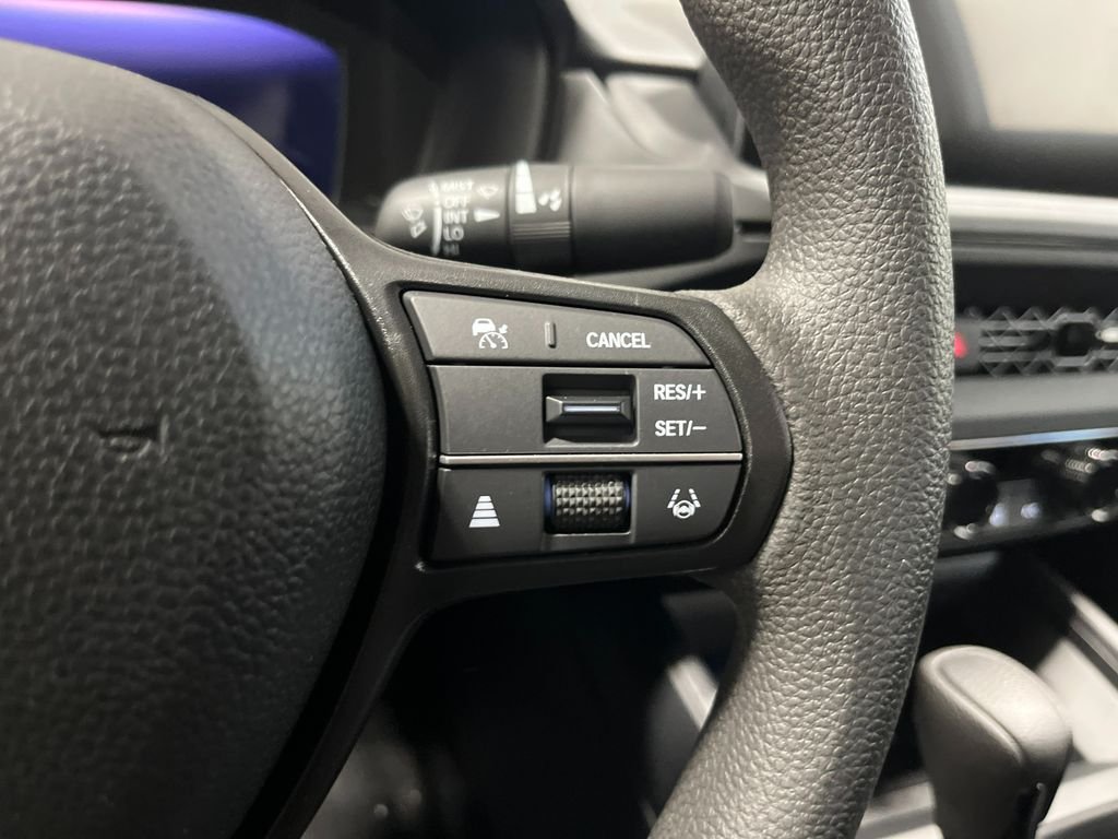 New 2026 Platinum White Pearl Honda LX image 16