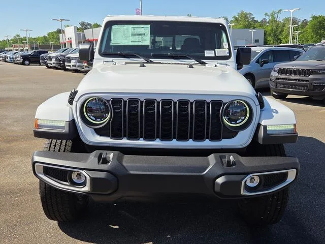 New 2026 Bright White Clear-Coat Exterior Paint Jeep Sahara image 2