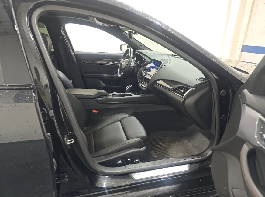 Used 2024 Black Cadillac V-Series image 4