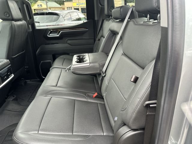 Used 2026 Silver GMC Elevation image 25