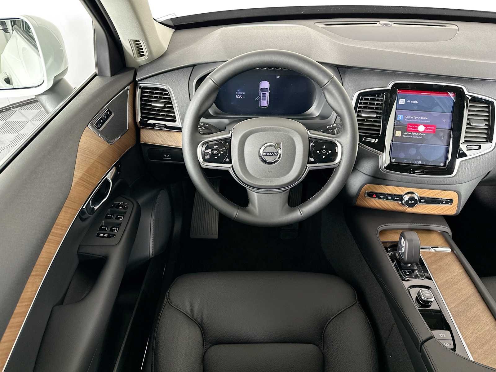 Certified Used 2025 Crystal White Volvo Plus image 18