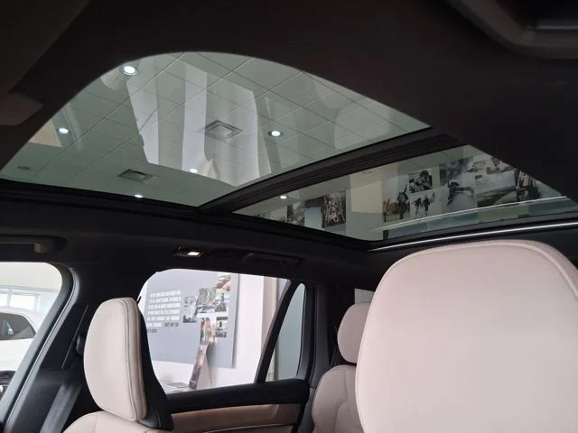 New 2026 Mulberry Red Volvo Plus image 18