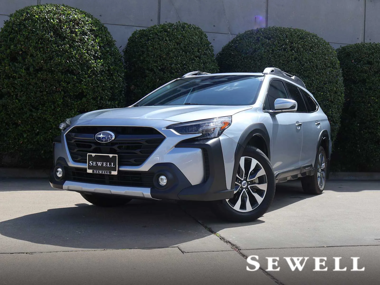 2024 Subaru Outback Touring XT's photo
