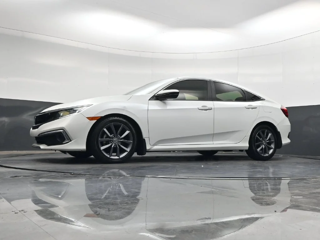 Used 2019  Honda EX image 29