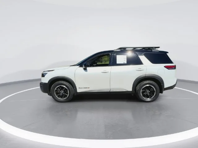 Used 2025  Nissan Rock Creek image 6