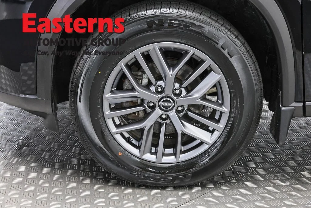Used 2023 Black Nissan S image 30