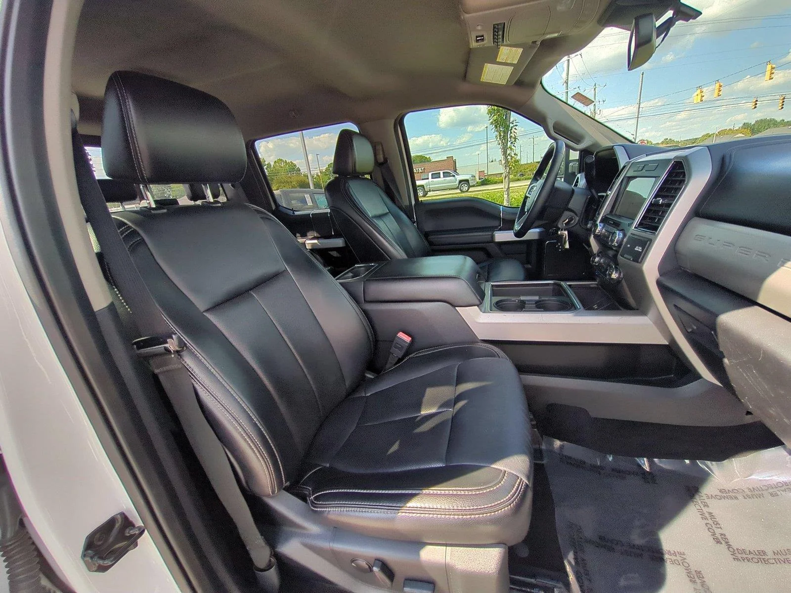 Used 2021 Oxford White Ford Lariat image 36