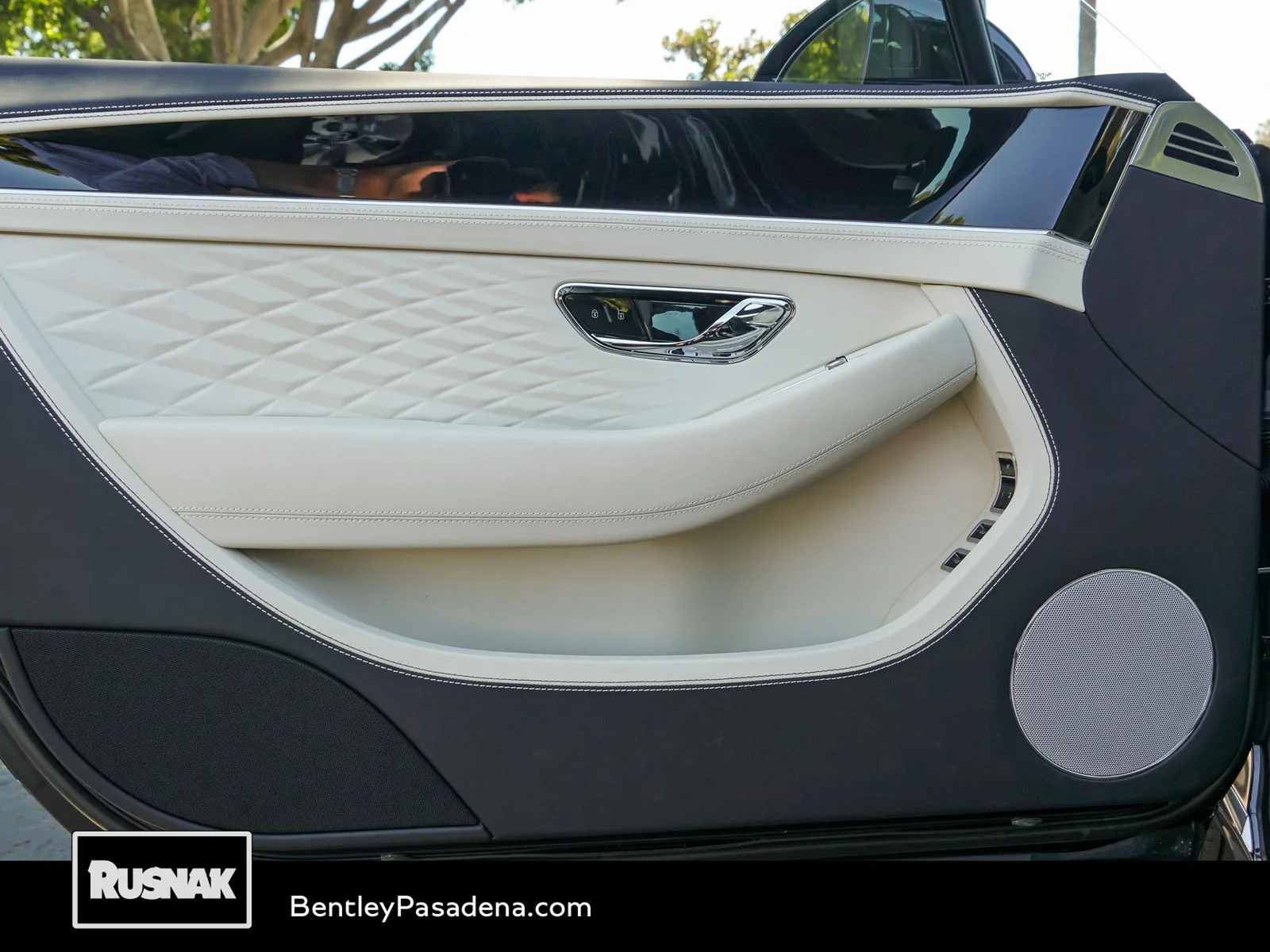 2026 Bentley Continental GT Azure - Photo 27
