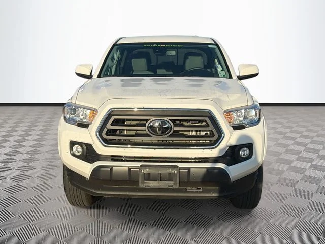 Used 2023 Ice Toyota SR5 image 2