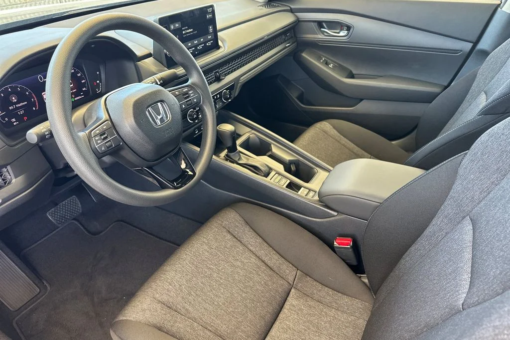 New 2026 Meteorite Gray Metallic Honda LX image 10