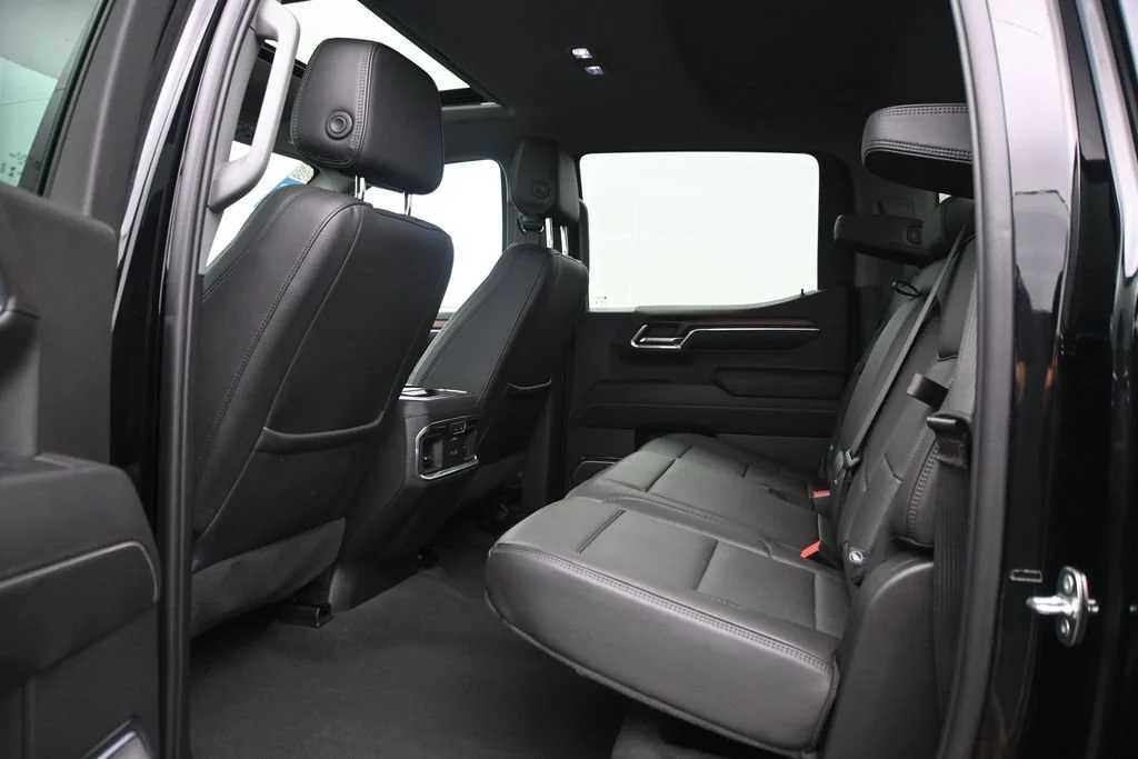 Used 2024 Onyx Black GMC Denali image 15
