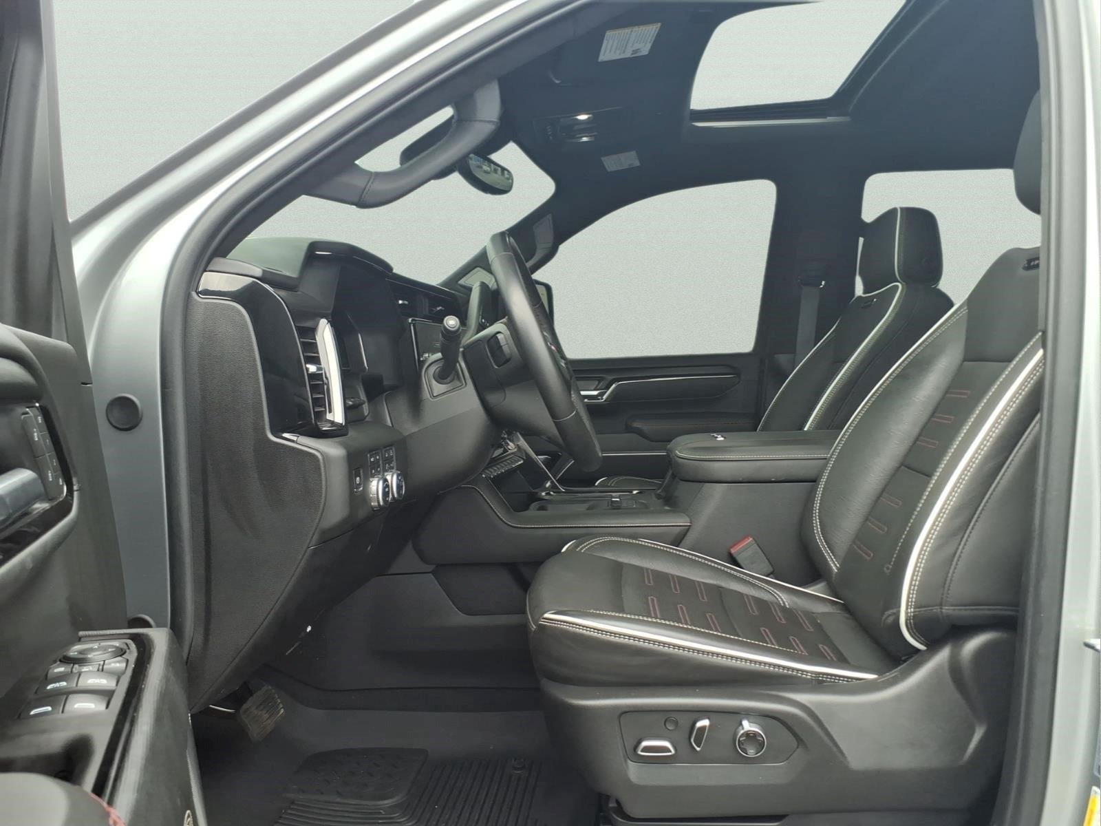Certified Used 2025 Sterling Metallic GMC AT4X image 17