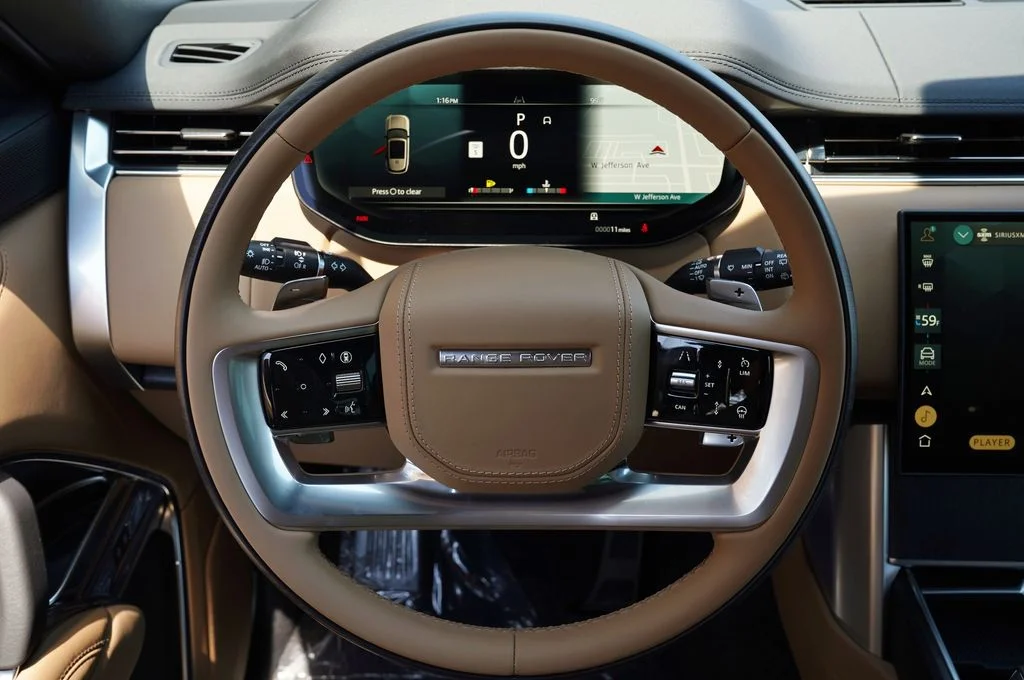 New 2026 Carpathian Grey Land Rover SE image 16