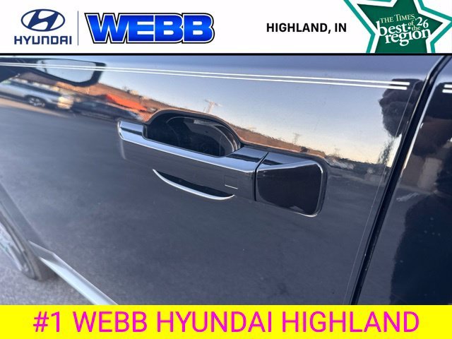 Used 2024 Phantom Black Hyundai Limited image 15
