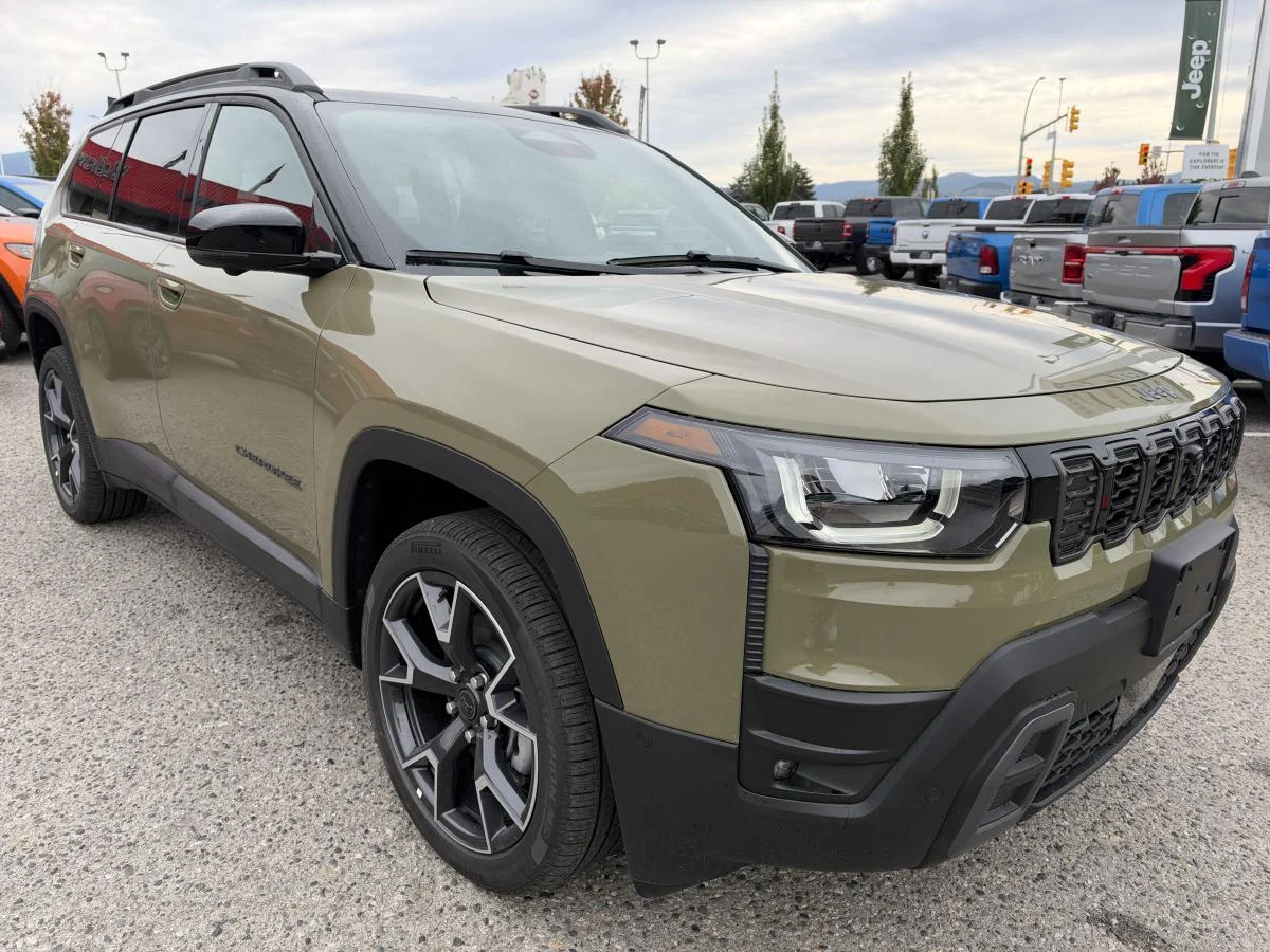 New 2026 41 (pj5) Jeep Overland image 10