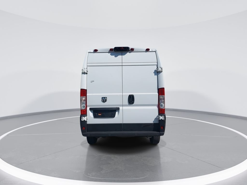 Used 2020 White Ram Base image 7