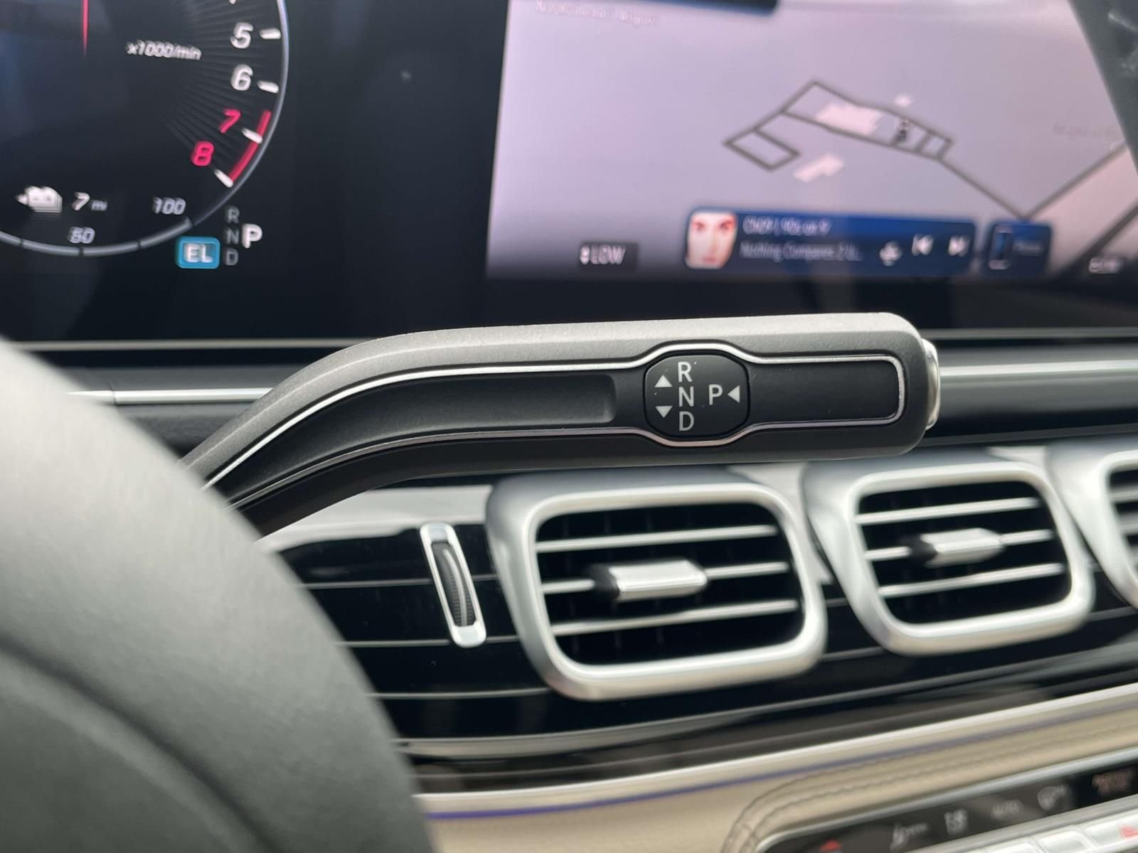 Certified Used 2024 MANUFAKTUR Alpine Gray Mercedes-Benz GLE 450e image 44
