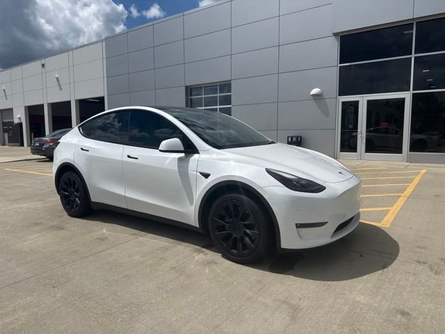 Used 2022 White Tesla Long Range image 11