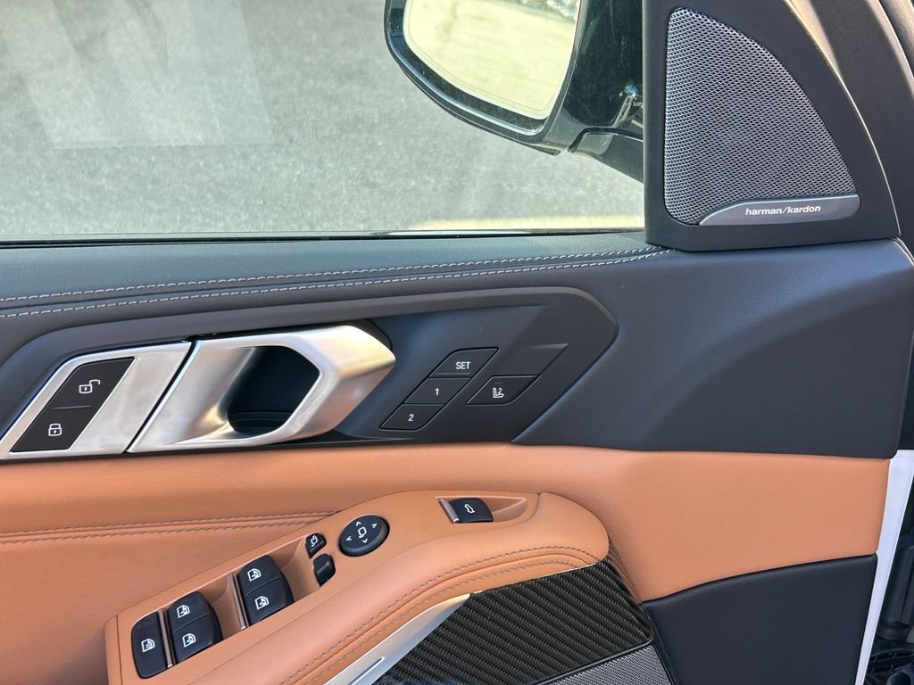 New 2026 Mineral White Metallic BMW M60i image 12