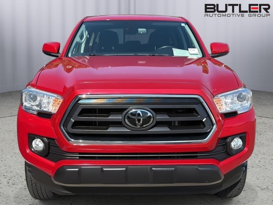 Used 2023 RED Toyota SR5 image 9