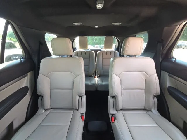 Used 2018 Gray Ford XLT image 19