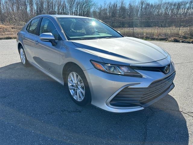 2024 Toyota Camry LE - Photo 36