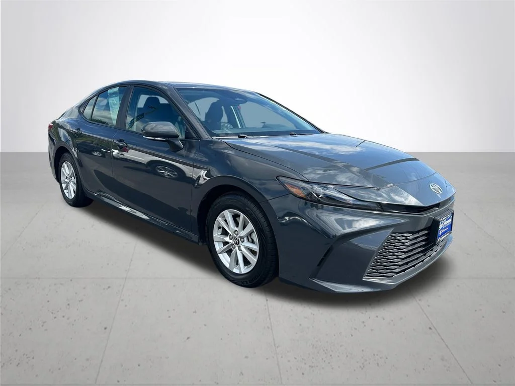 Certified Used 2025  Toyota LE image 6