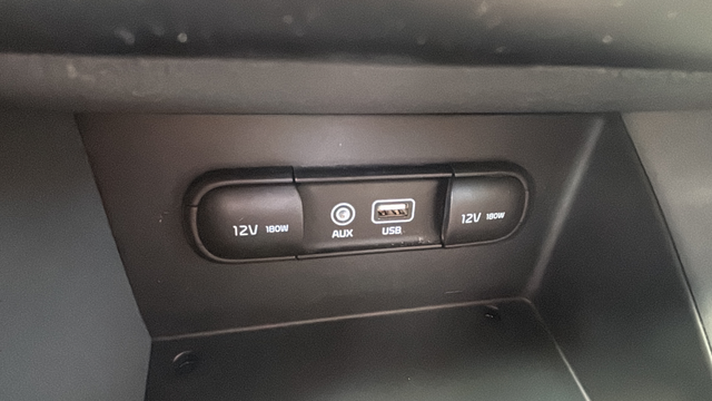 Used 2019 Deep Cerulean Kia LX image 19