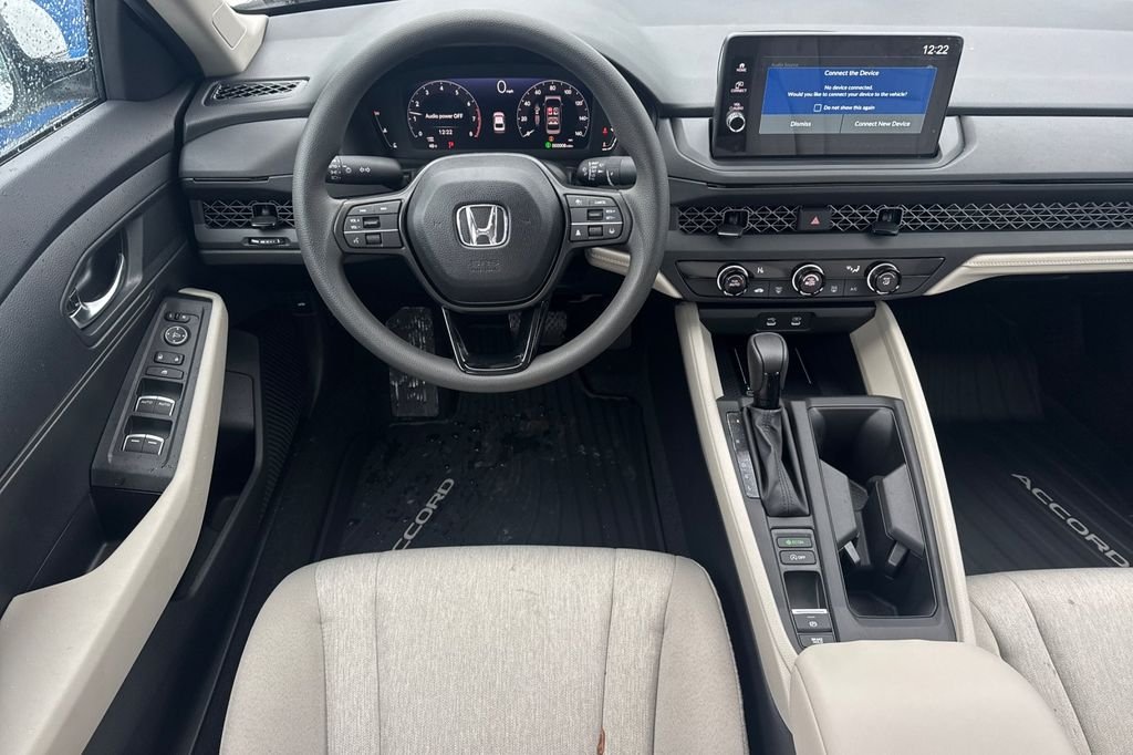 New 2026 Platinum White Pearl Honda LX image 14