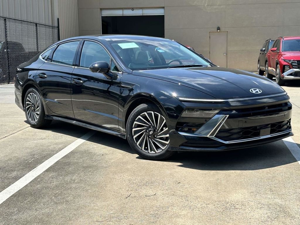 2026 Hyundai Sonata Hybrid Limited