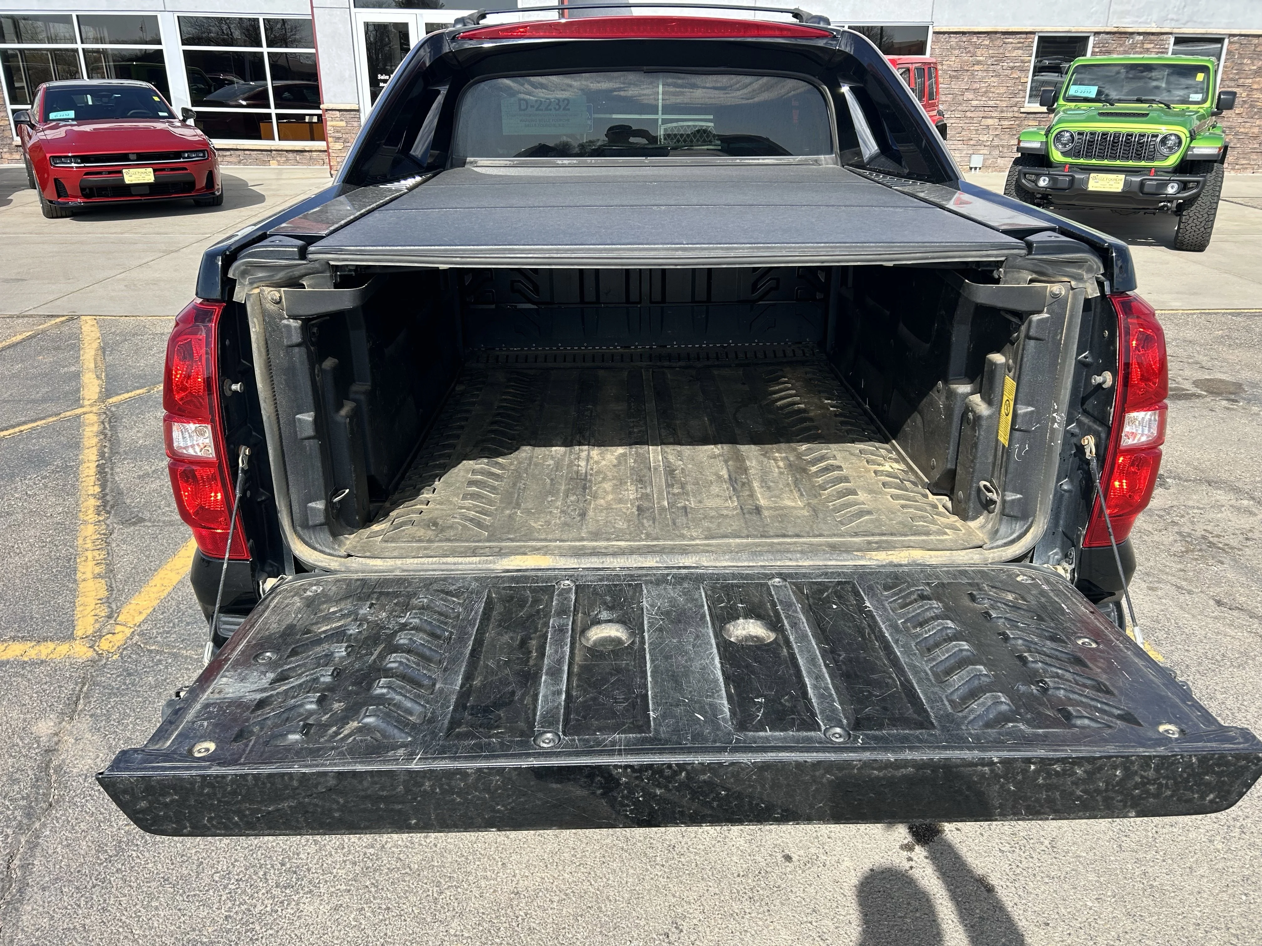 Used 2013 Black Chevrolet LT image 6