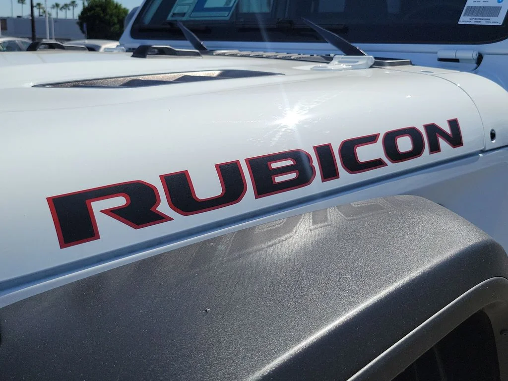 Used 2024 Bright White Clearcoat Jeep Rubicon image 29