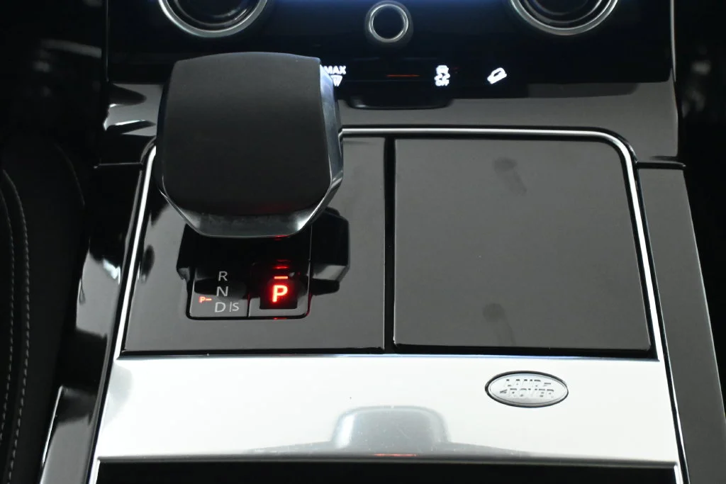 Used 2022 Gray Land Rover P250 R-Dynamic S image 22