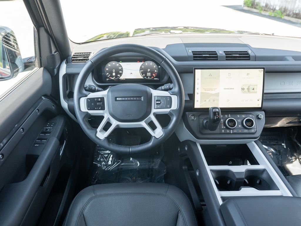 Used 2026 Gray Land Rover X-Dynamic SE image 13
