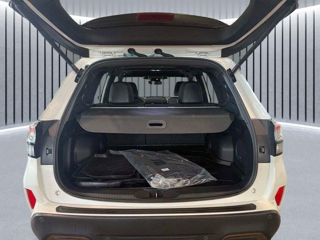 Certified Used 2025 White Subaru Sport image 9
