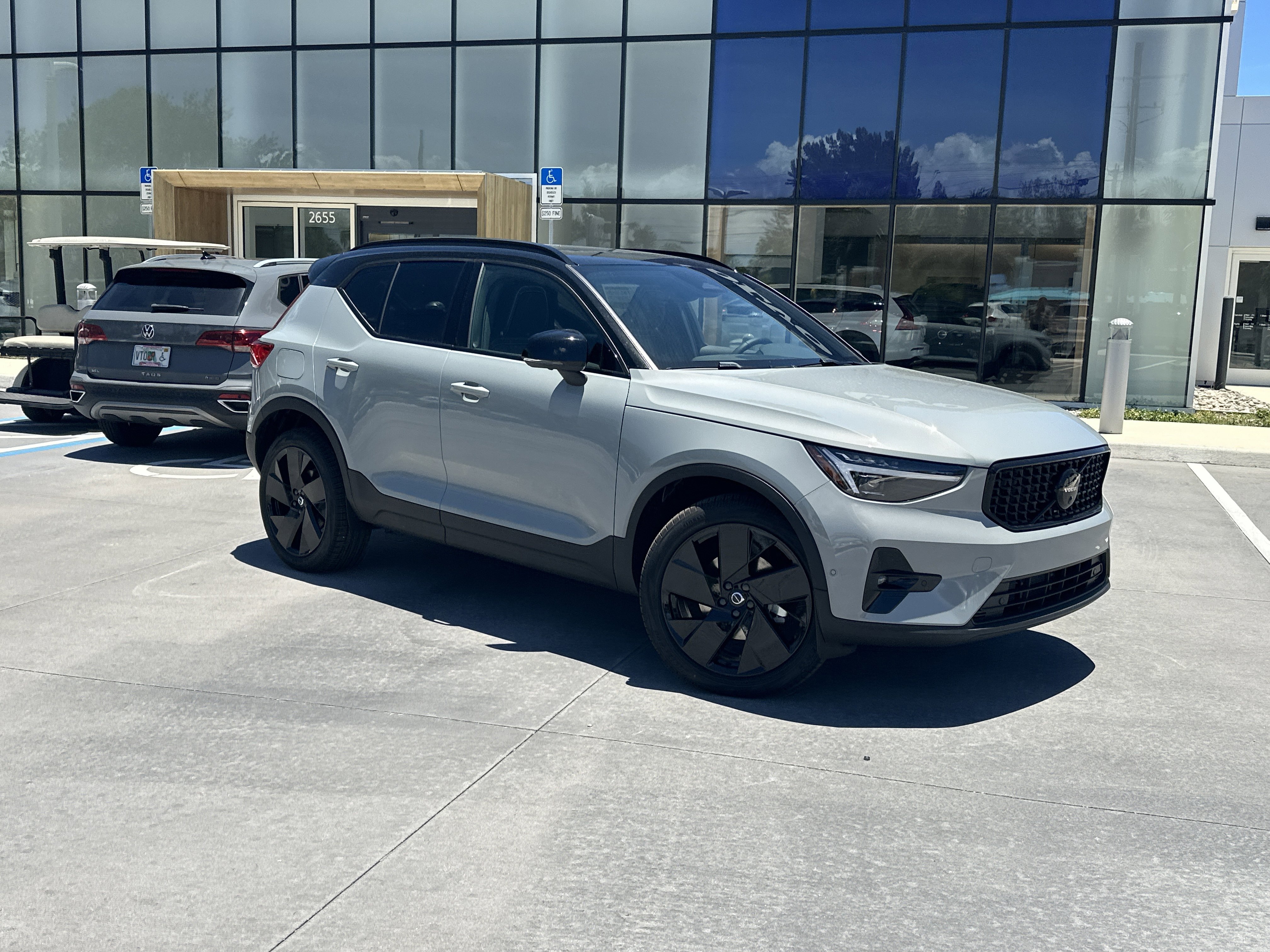 New 2026 Vapour Grey Volvo Ultra image 2