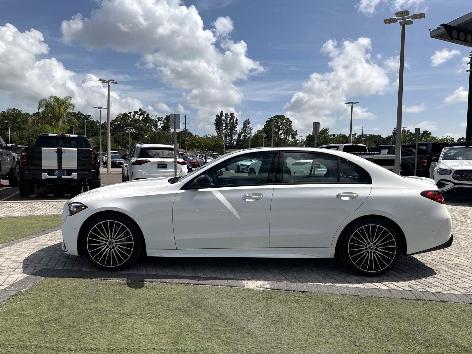 New 2026 Polar White Mercedes-Benz C 300 Sedan image 3