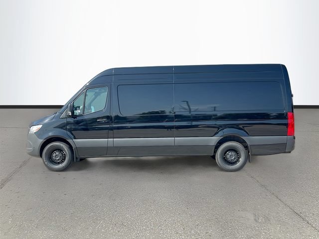 New 2026 Jet Black Mercedes-Benz Cargo 170 WB image 4