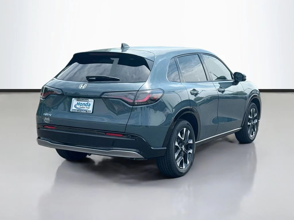 New 2027 Nordic Forest Pearl Honda EX-L image 9