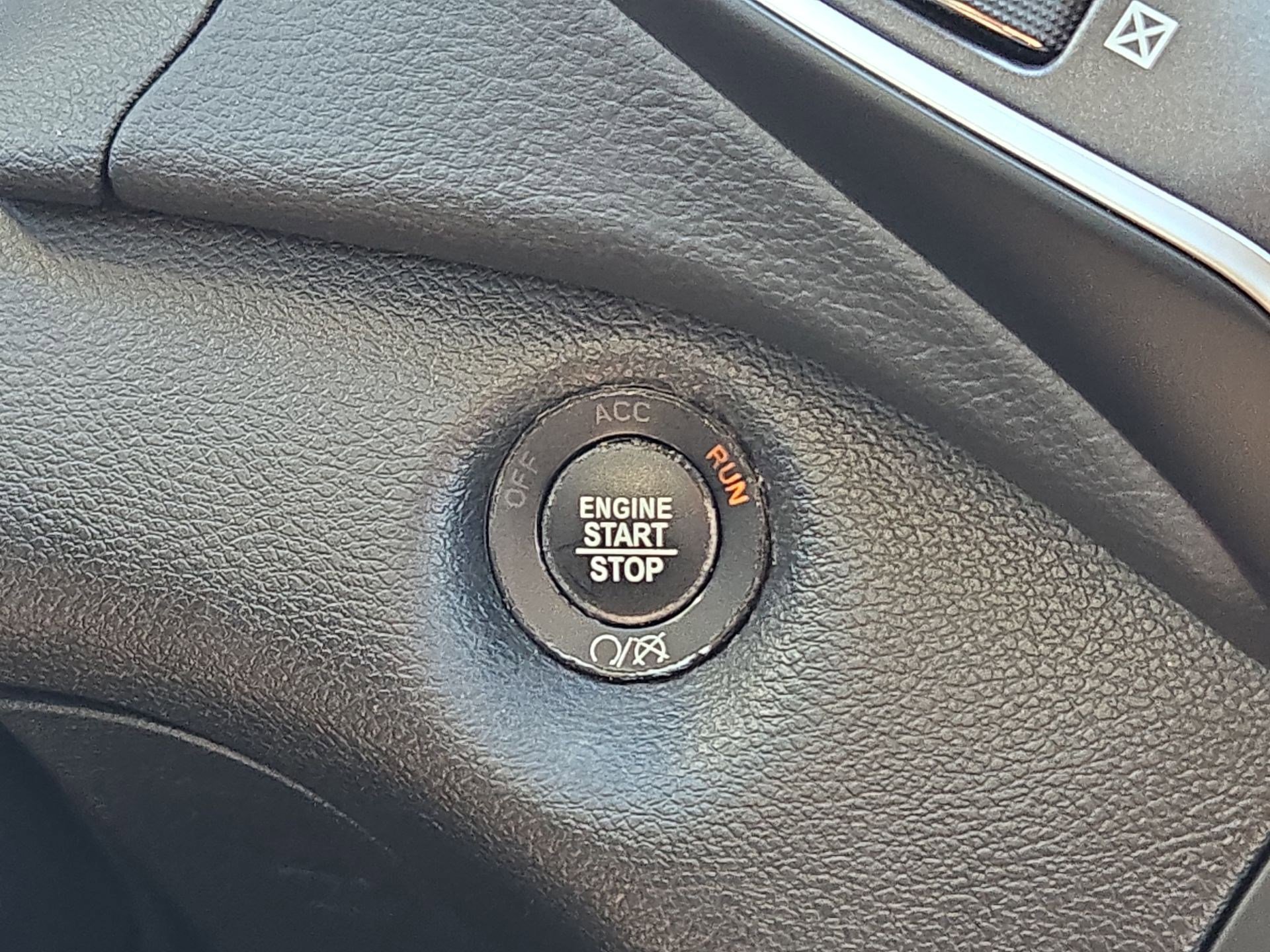 2019 Jeep Cherokee Trailhawk - Photo 18