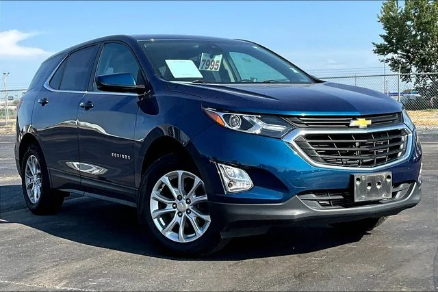 Used 2020 Blue Chevrolet LT image 2