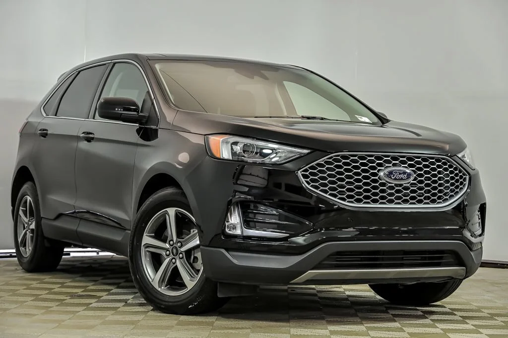 2023 Ford Edge