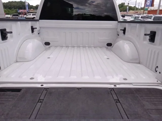 Certified Used 2023 Oxford White Ford XLT image 28
