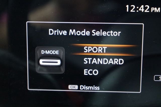 Used 2025 Gray Nissan SV image 24