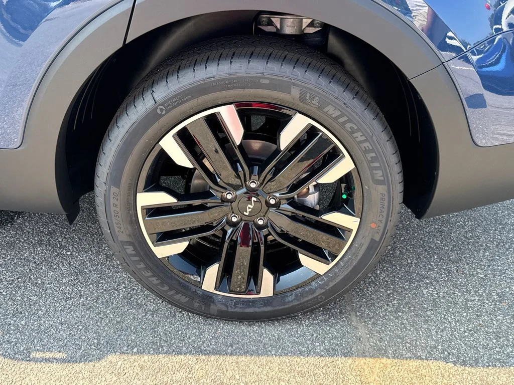 2025 Kia Telluride SX - Photo 21
