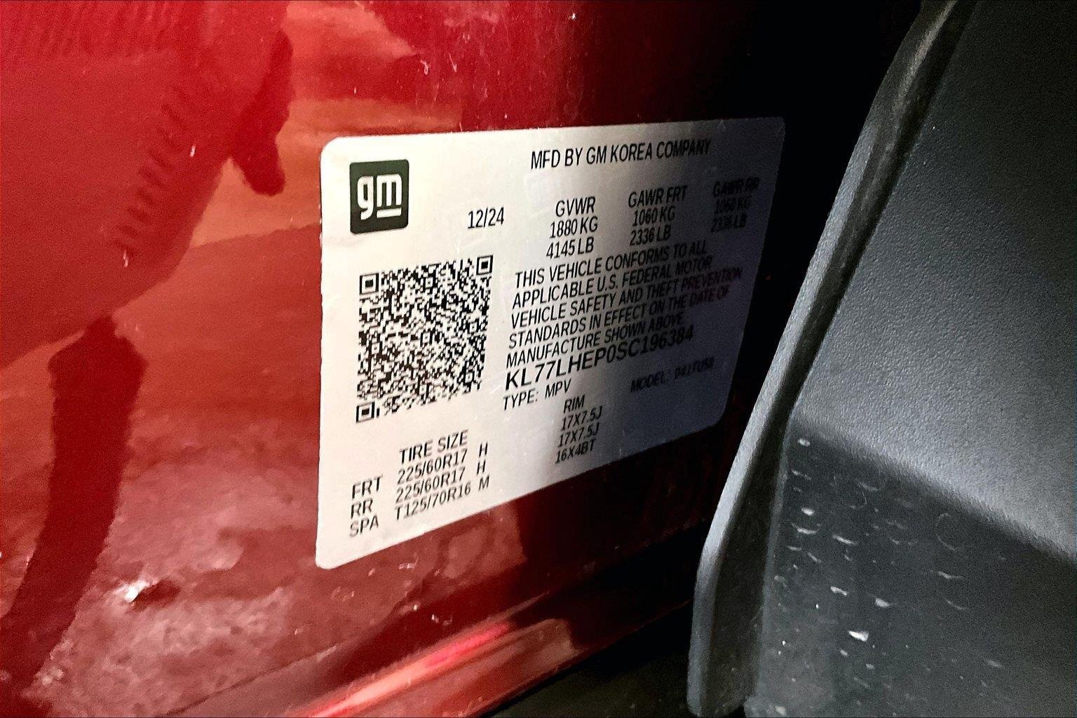 Used 2025 Crimson Metallic Chevrolet LT image 35